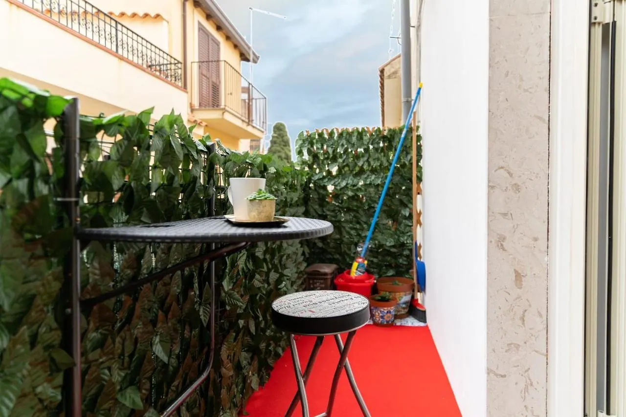 Artemisia Center Apartment Taormina