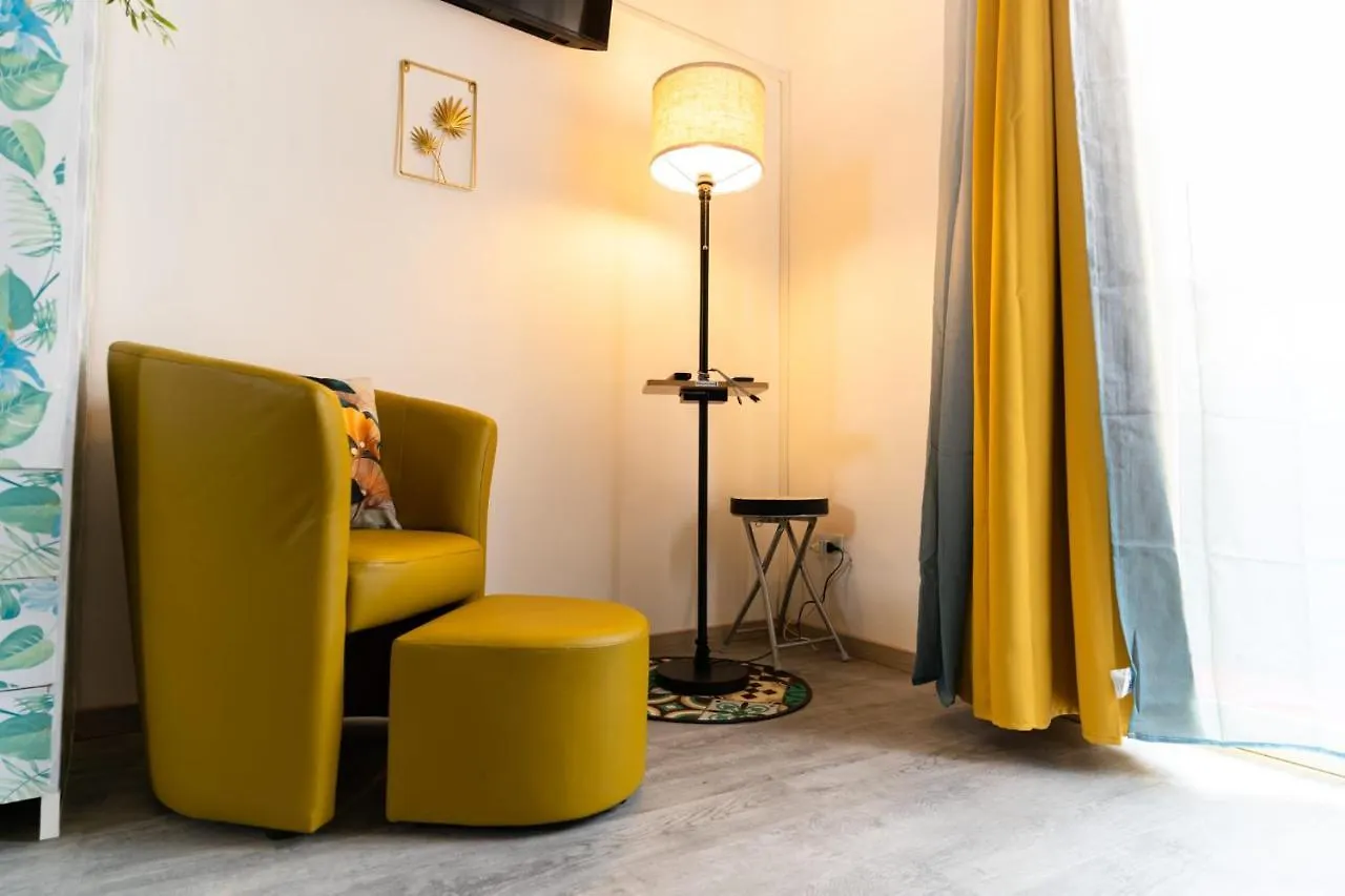 Artemisia Center Apartment Taormina